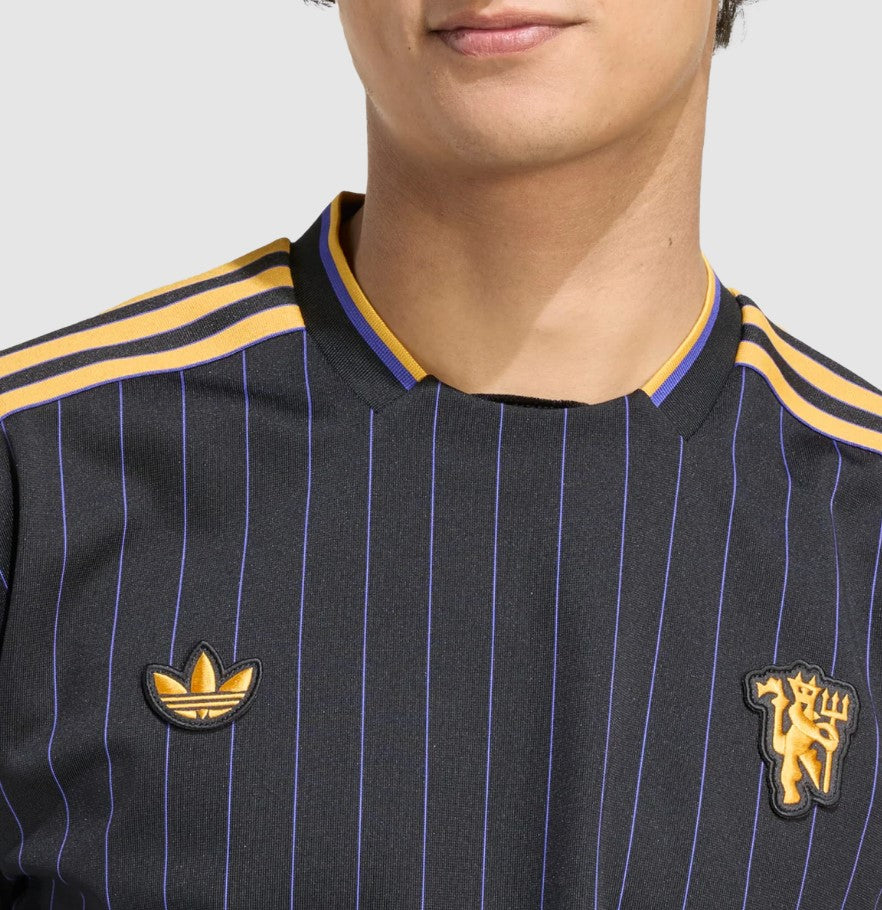 Manchester United Terrace Icons Jersey