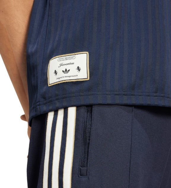 Juventus Terrace Icons Jersey