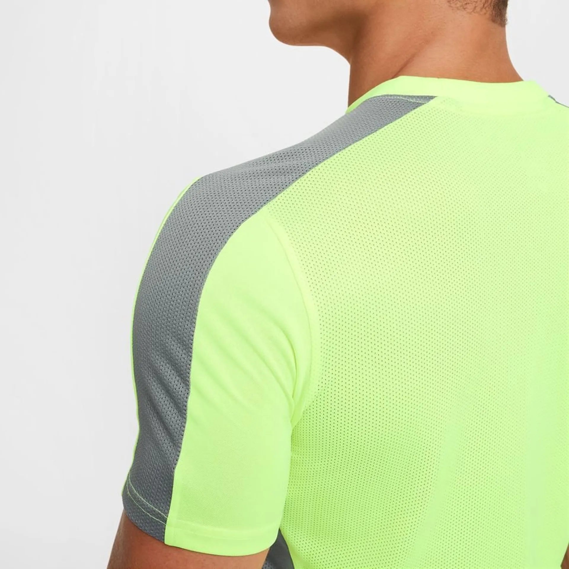 M NK DF ACD23 TOP SS GX חולצת אימון