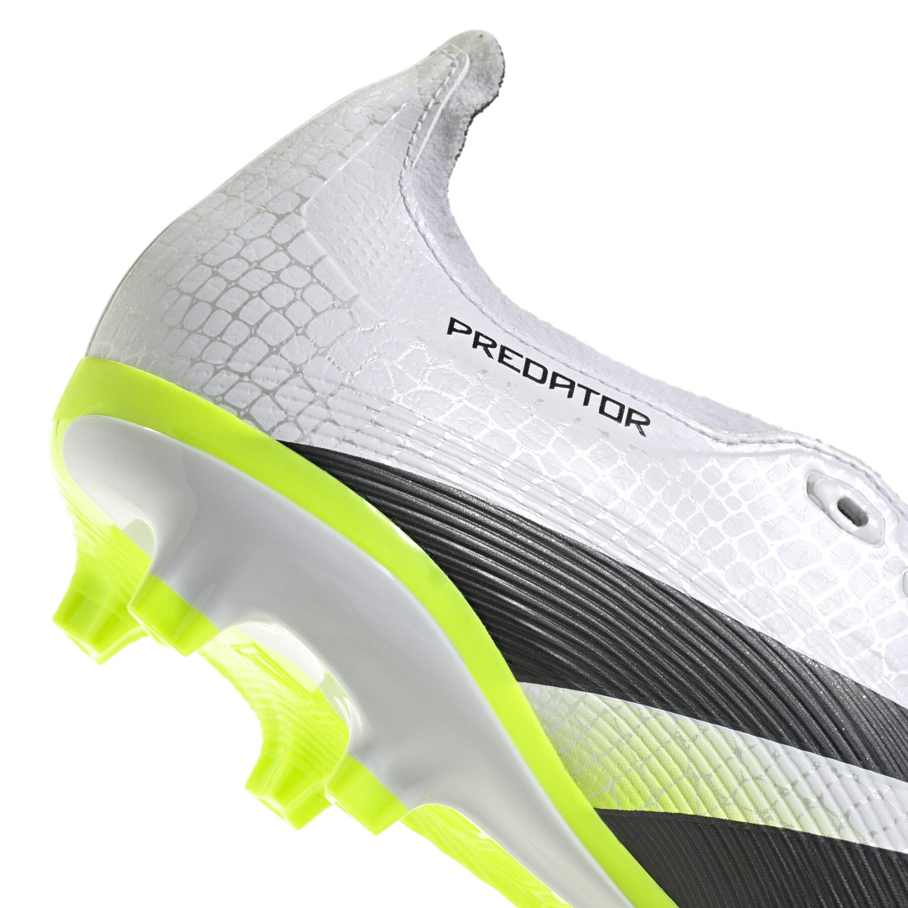 Predator League Fold-Over Tongue FG/MG
